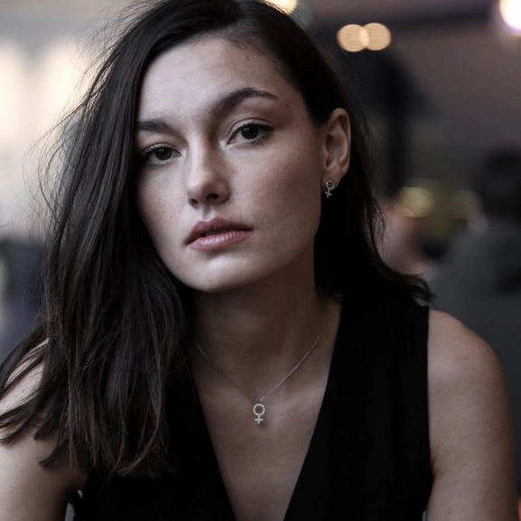 Me Studs Steel - Edblad - Snabb frakt & paketinslagning - Nordicspectra.se