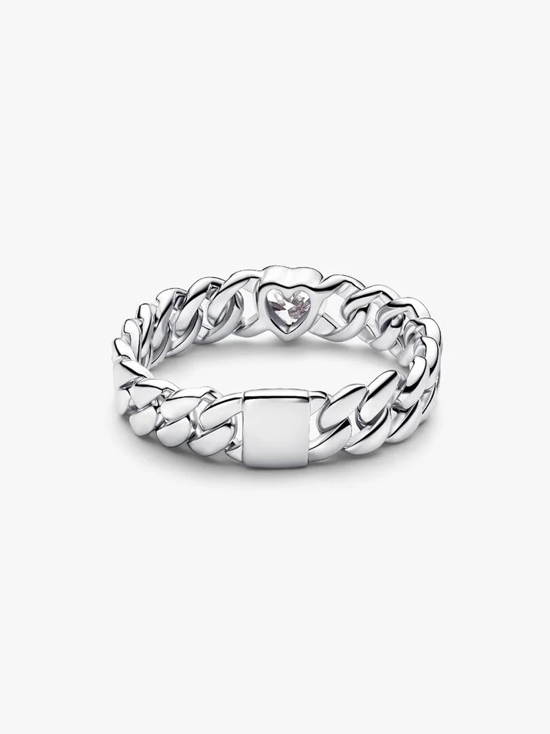Kubansk kedja med hjärtformad zirkonia i äkta silver från Pandora Timeless. Ge din stil en modig uppdatering med denna glittrande smycke som kombinerar modern elegans med avslappnad twist.