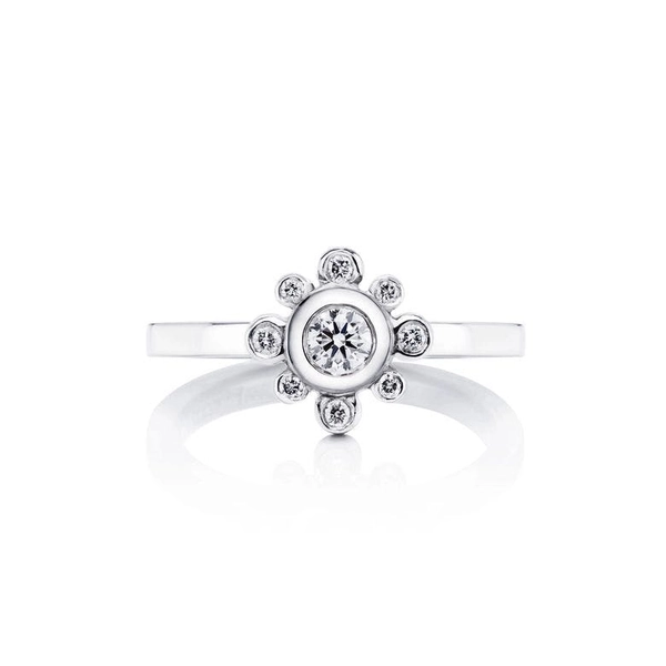 Sweet Hearts Crown Ring 0.19 ct White Gold - Efva Attling ringar - Snabb frakt & paketinslagning - Nordicspectra.se