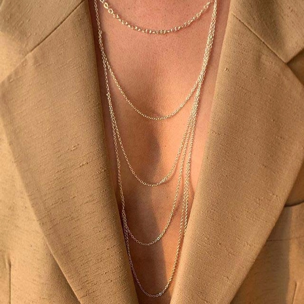 CU Draped Neck Black -CU Jewellery - Snabb frakt & paketinslagning - Nordicspectra.se