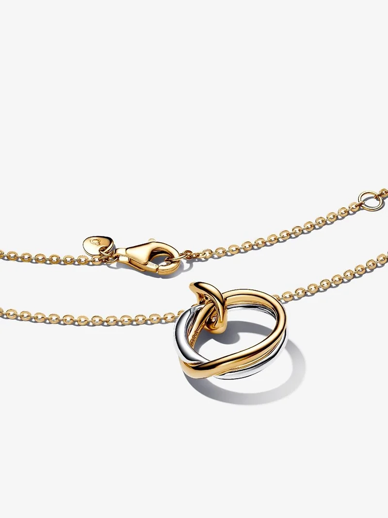 Halsband med Tvåtonat Hängsmycke från Pandora Essence kollektionen. Tillverkat av sterlingsilver och 14 karat guldpläterad metall. Unik design med sammanflätade cirklar symboliserar evighet och enhet.