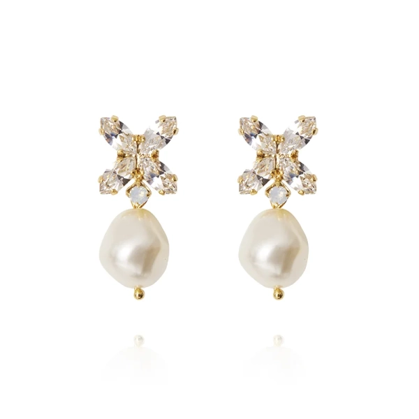 Guldpläterade mässingsörhängen med kristaller och pärlor