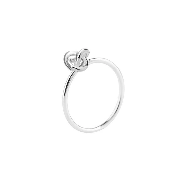 Le Knot Drop Ring - Drakenberg Sjölin Ringar - Snabb frakt & paketinslagning - Nordicspectra.se