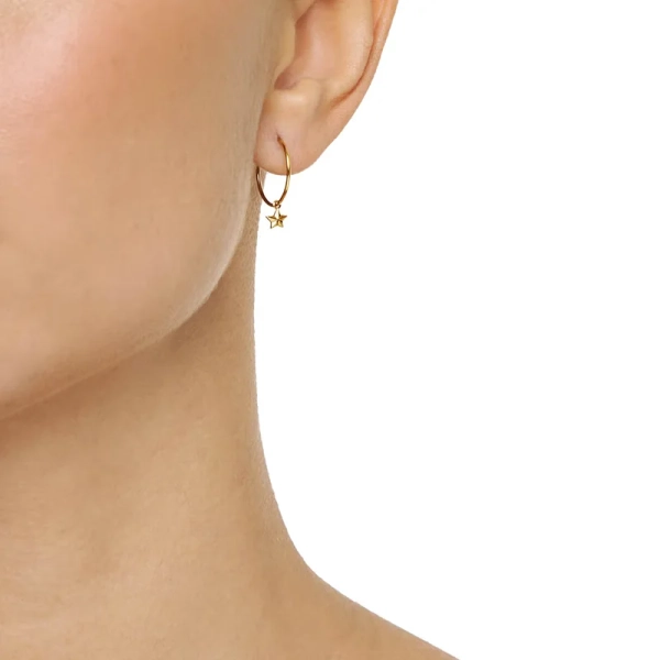Micro Catch A Falling Star Hoops Gold i 18K guld med små hängande stjärnor