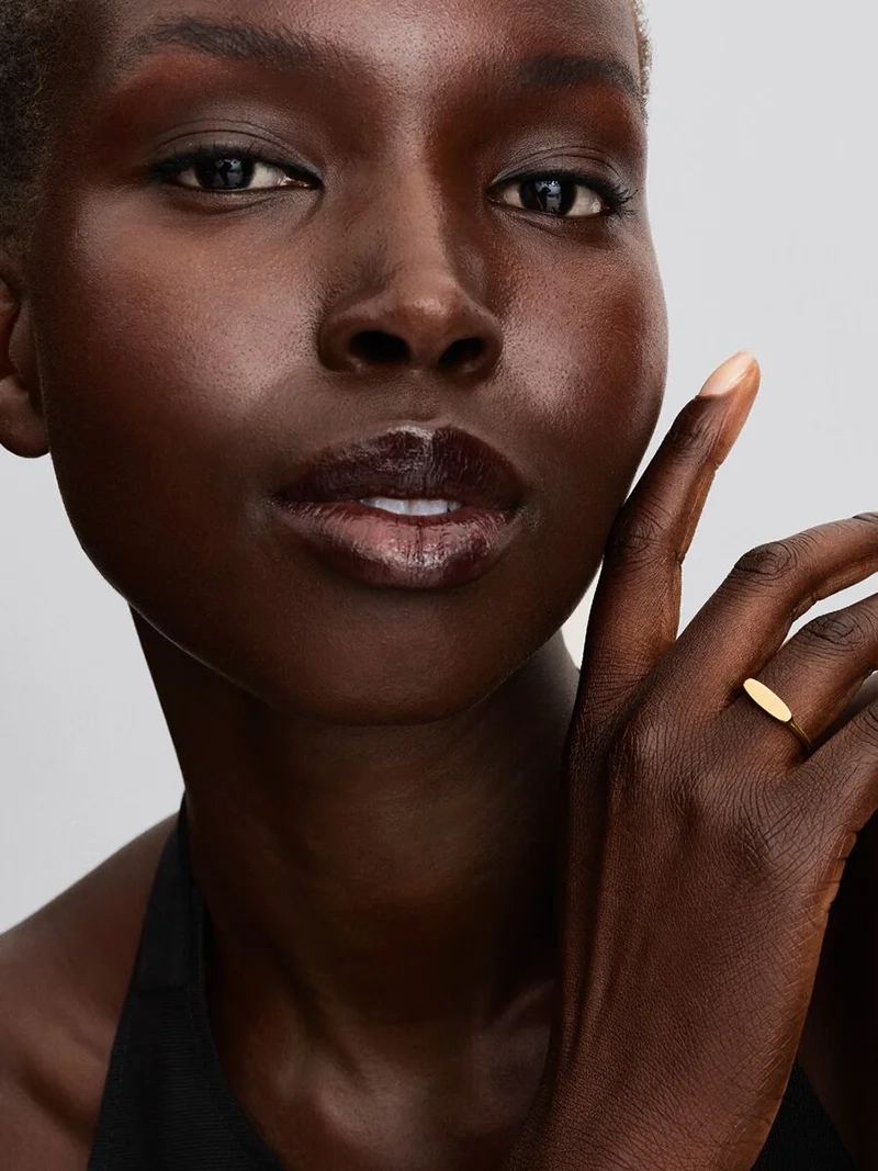 en touch av lyx och sofistikerad charm för din unika stil.