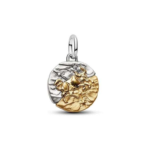 Taurus Medaillon-Charm von Pandora ME aus Silber und 14-karätigem Gold mit Stiermotiv und dem Sternzeichen Taurus.