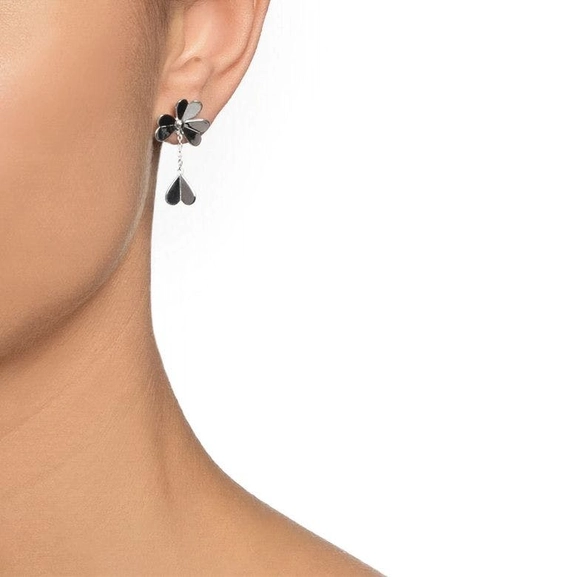 Four Clover Mini Ear - Efva Attling örhängen - Snabb frakt & paketinslagning - Nordicspectra.se