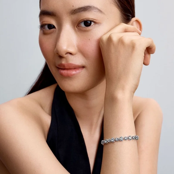 593655C01-pandora-tennisarmband-2