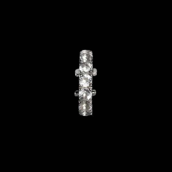 Eternity Ear Cuff Clear Quartz - Maria Nilsdotter - Schmuck im skandinavischen Design - Nordic Spectra