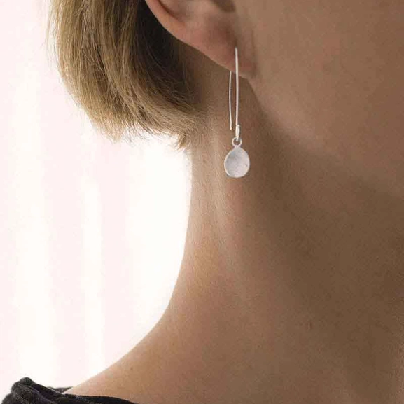 Rocky Shore Earrings - Drakenberg Sjölin Örhängen - Snabb frakt & paketinslagning - Nordicspectra.se