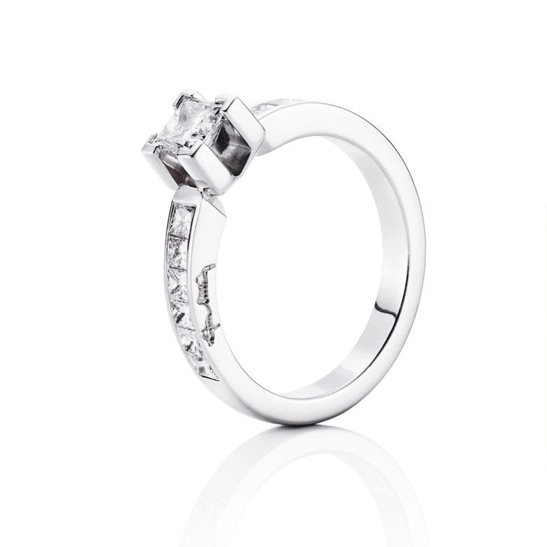 Rock Star Ring White Gold • Förlovningsring • Efva Attling